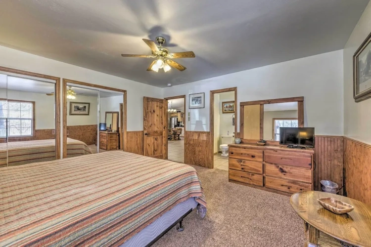 3 Bedrooms Cottage with balcony