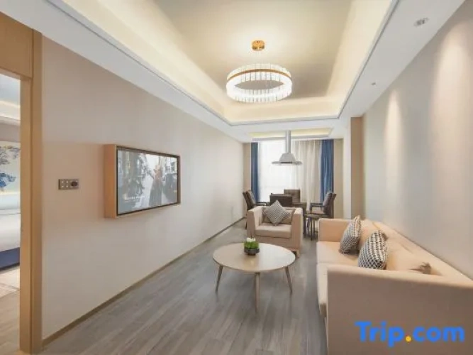 Premier Suite
