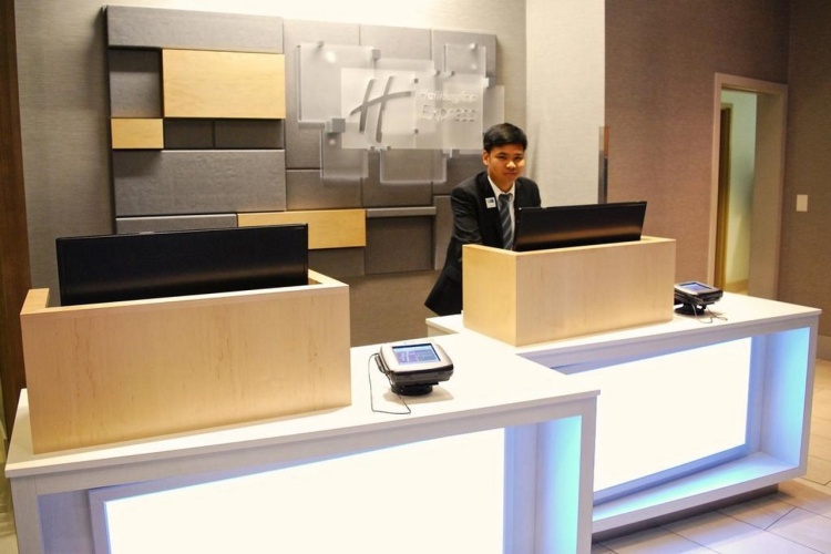 Holiday Inn Express Vancouver Airport - Richmond photo 26
