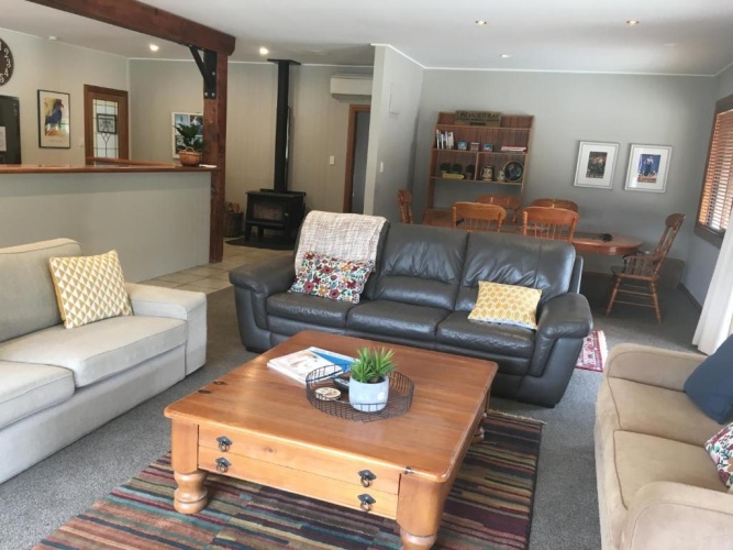 4 Bedrooms Cottage