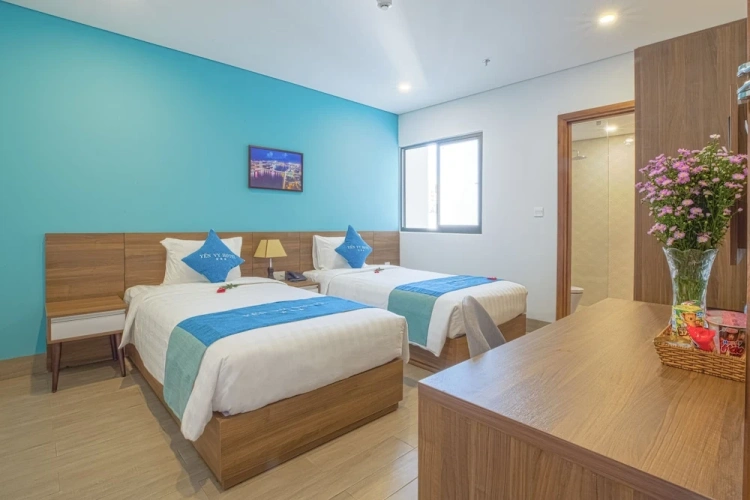 Standard Triple room