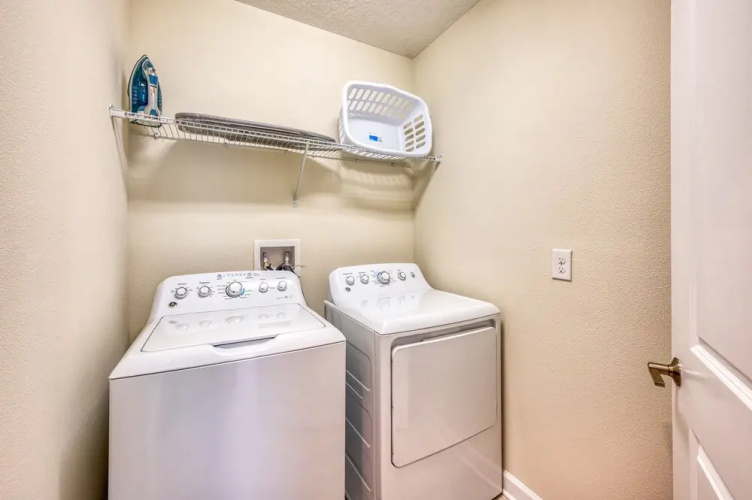 Mickey Themed 2 Bdrm Condo