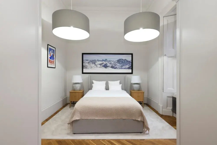 Modern studio in Edinburgh West End