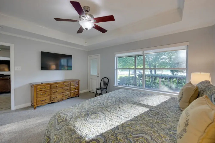 Lakefront Home w/ Dock in Mabank: Near Golfing!