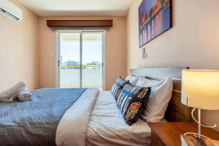 Melograno 3-BR Apt w/ Terrace in Larnaca