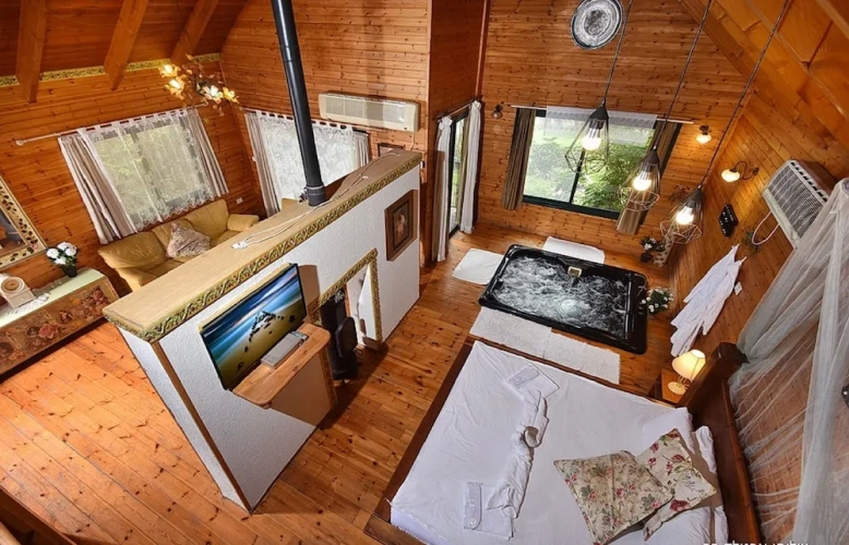 1 Bedroom Deluxe Suite
