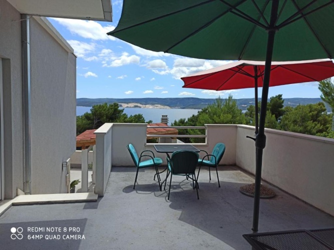 1 Bedroom Apartment with balcony and with sea view