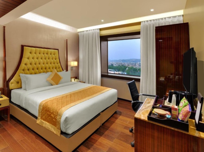 Double Suite with city view