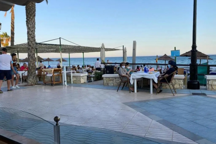 Itotaki Tropic Front de mer TVWIFI Balcon