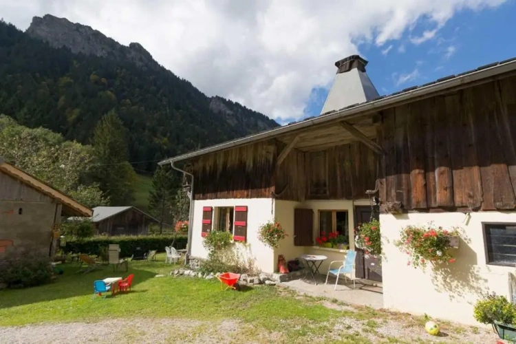 3 Bedrooms Cottage