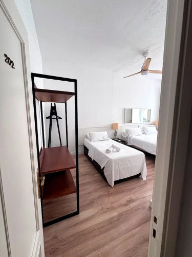 Calma House