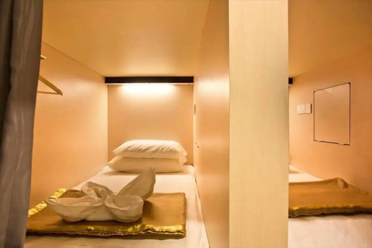 7 Wonders Hostel