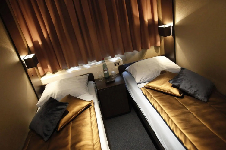 Hotelships Holland - Duesseldorf