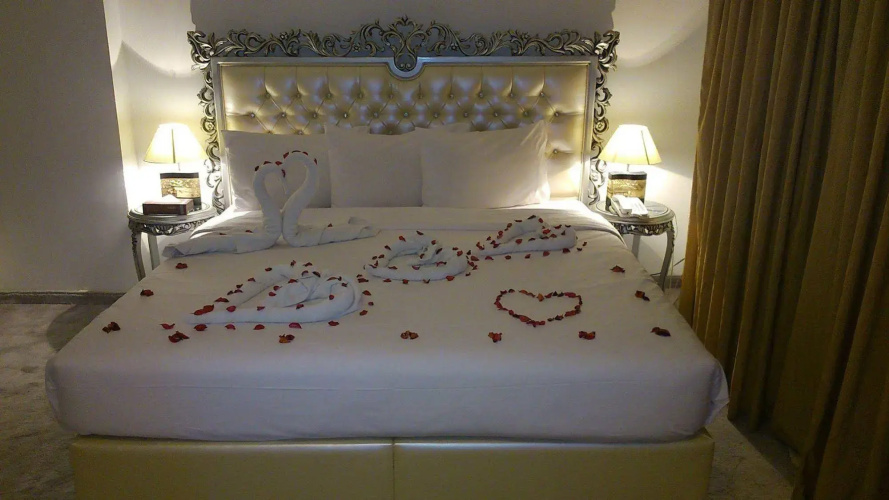 Excelencia Hotel