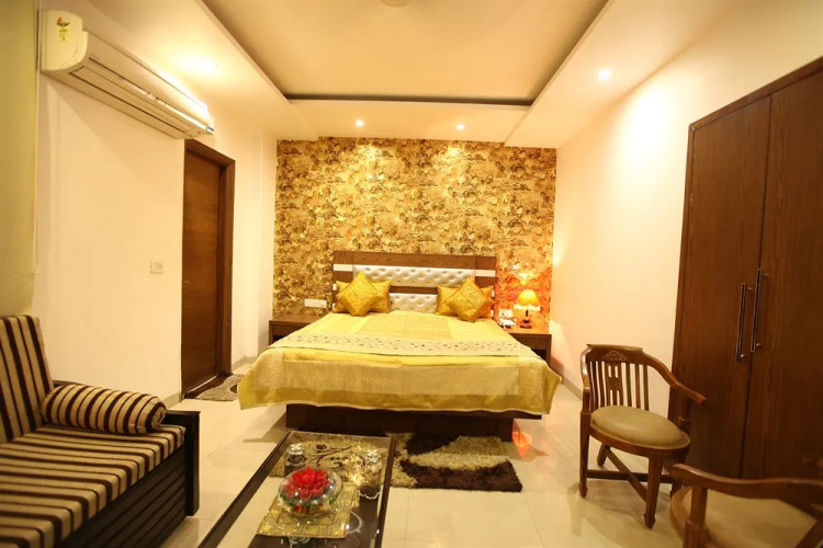 Hotel Excel Inn