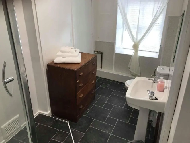 Economy Twin room