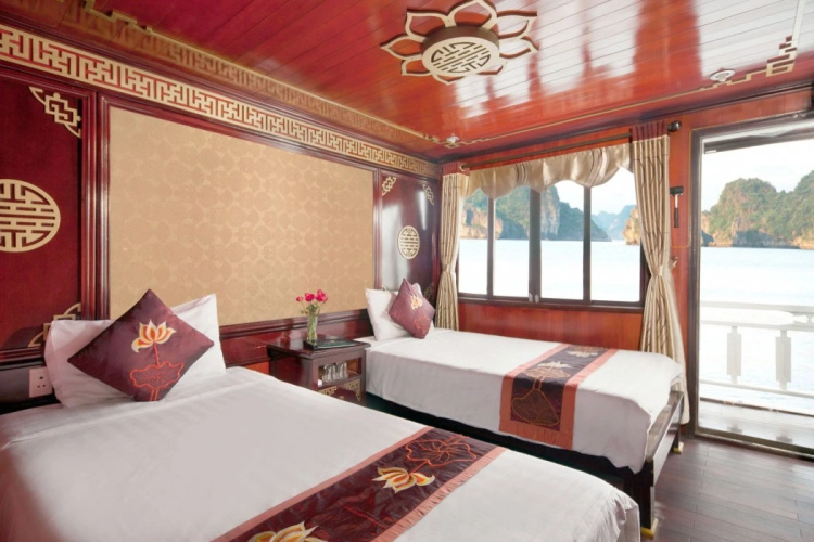 Lan Ha Legend Cruise