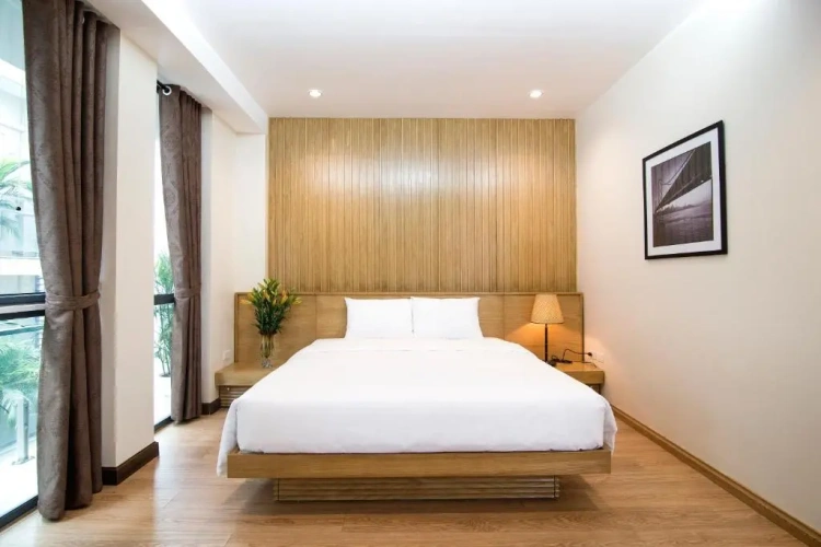 1 Bedroom Apartment with balcony and with view