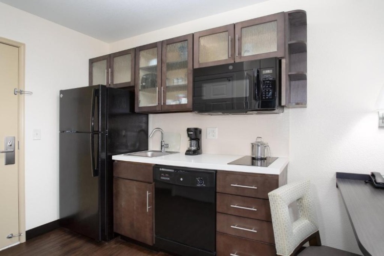 Standard Double Suite