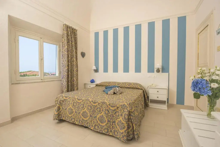 Grand Hotel Villa Parisi