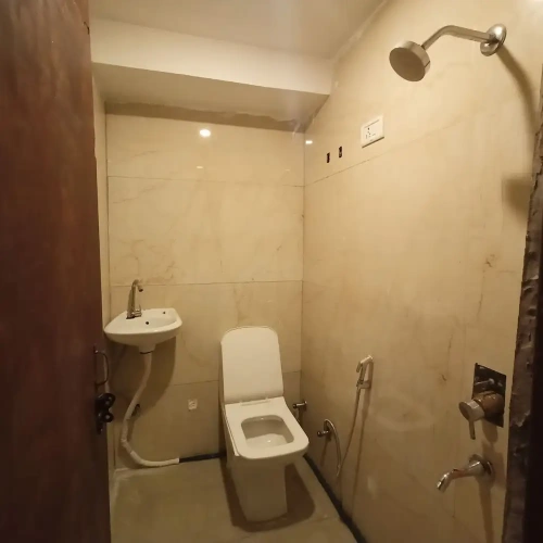 Comfort room