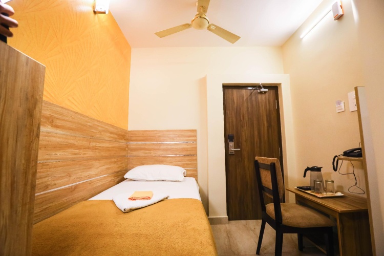 Standard Double Club room