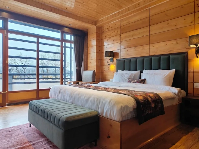 Grand Double room with mountain view