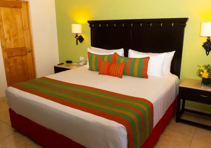 Standard room with balcony and with harbour view