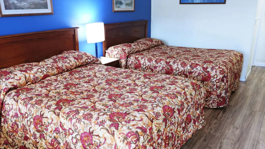 Hampton Motor Inn