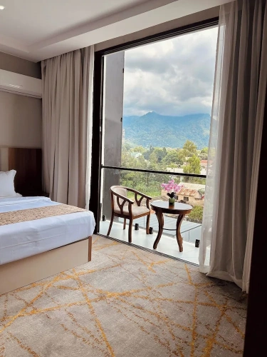 Executive room with balcony and with mountain view