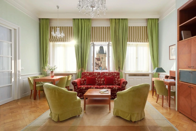 Suite with view