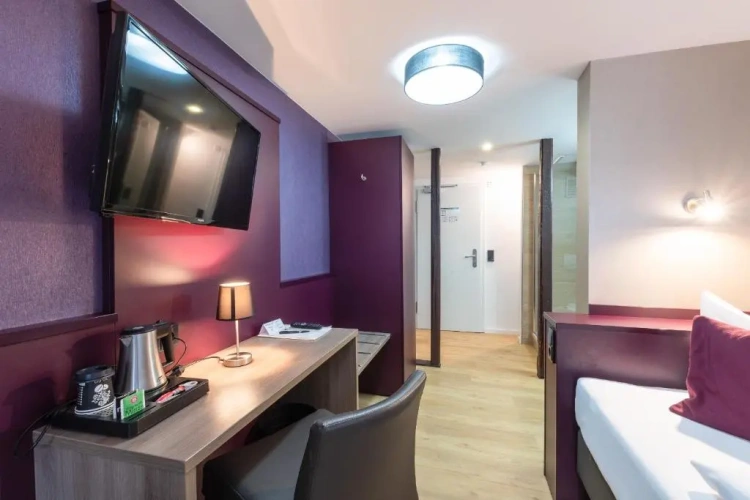 Standard Single room