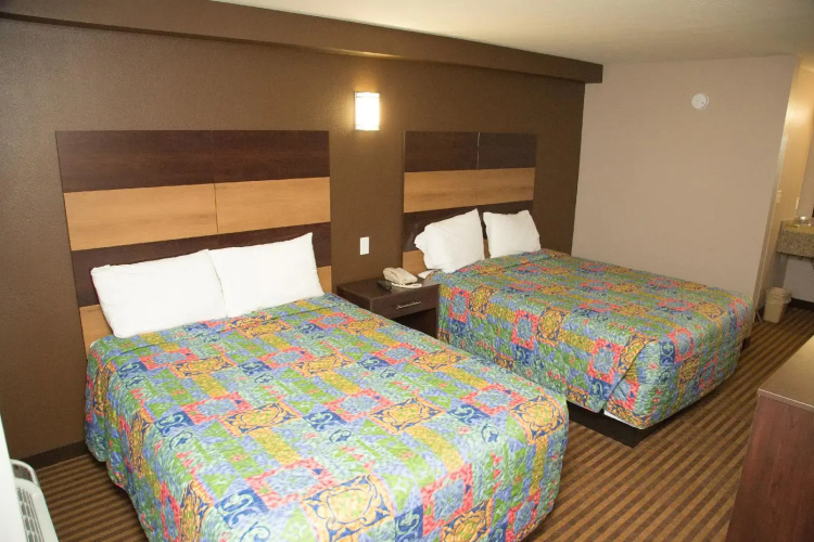 Executive Inn