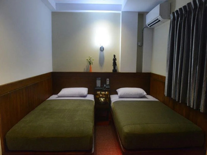 Green Paradise Hotel