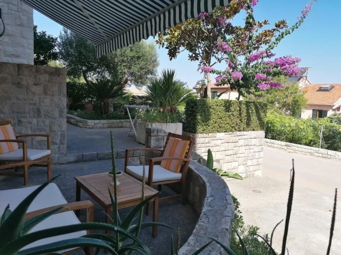 Apartment with balcony