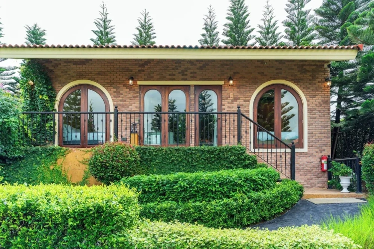 2 Bedrooms Deluxe Cottage