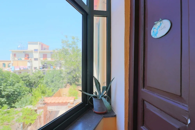 Flowers Apartment