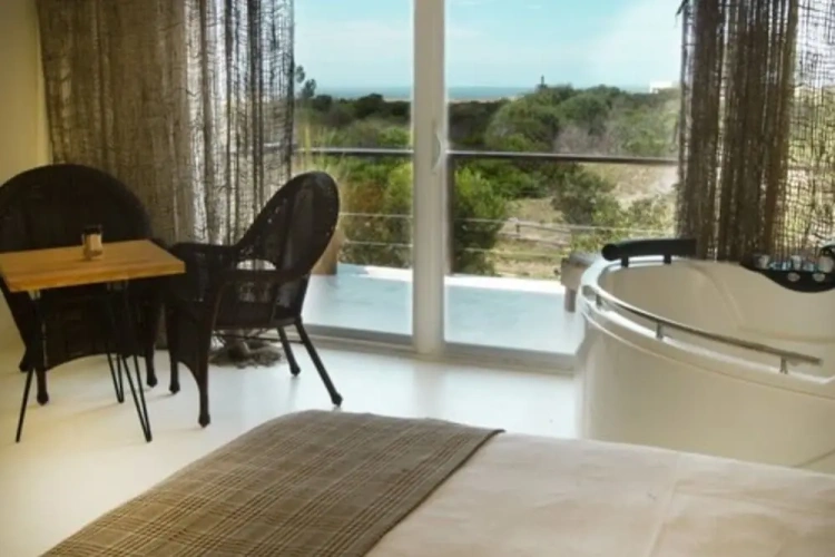 Standard Double room with balcony and with partial sea view