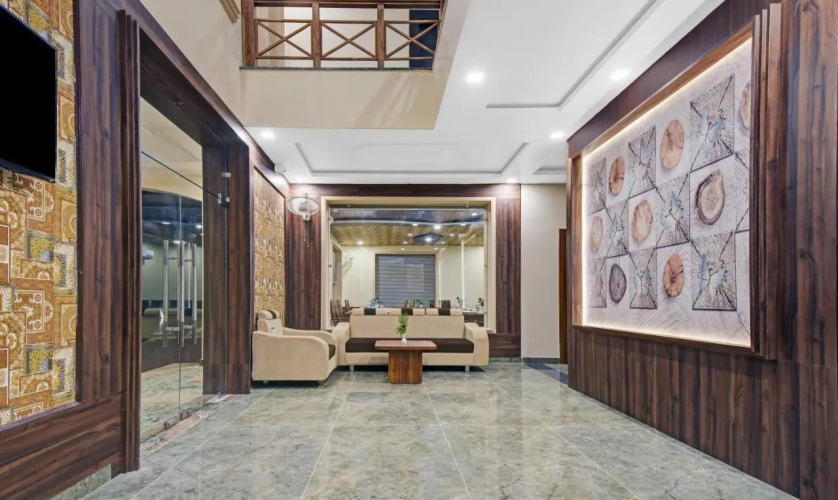 Treebo Tryst Hotel Royal Amar
