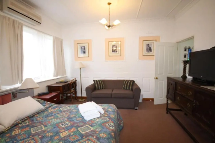 Standard Double room with view
