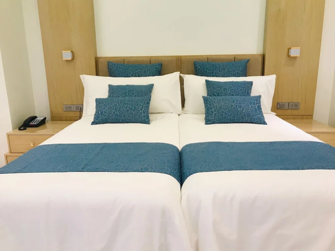 L'ver Hotel