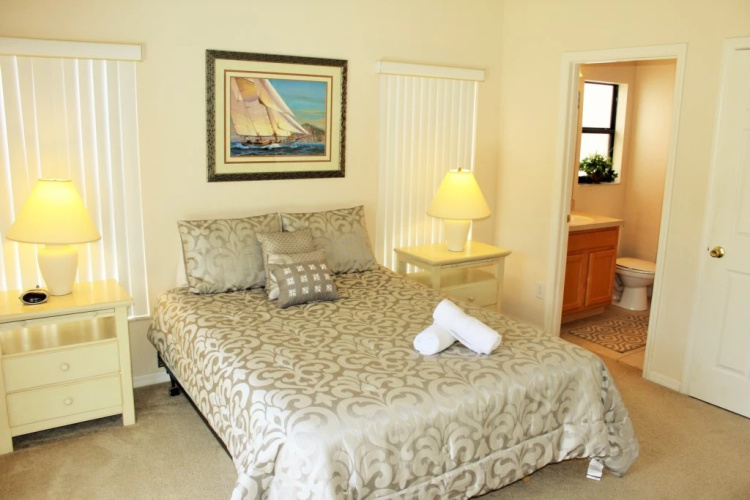 HG16630LBL - 4 beds pool & spa home - Gated