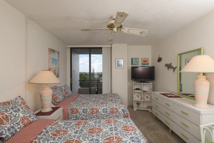 6415 Midnight Pass Road Unit 709