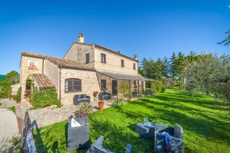 2 Bedrooms Double Cottage