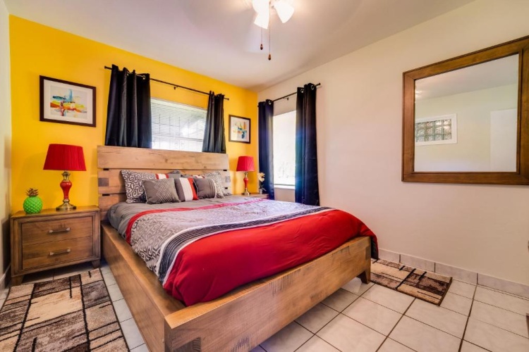 1 Bedroom Apartment
