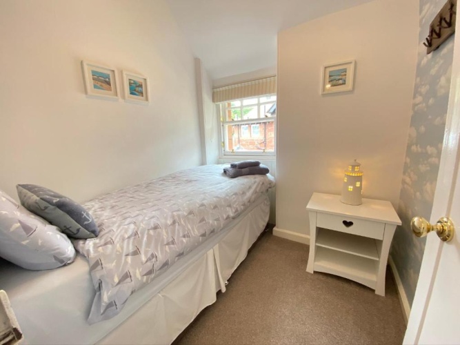 3 Bedrooms Cottage