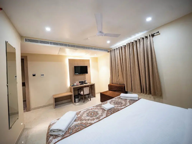 Hotel VR Lux