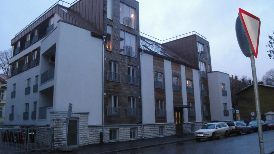 Tatari Apartment