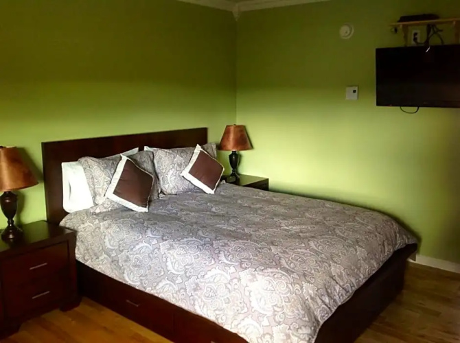 Parkside Inn