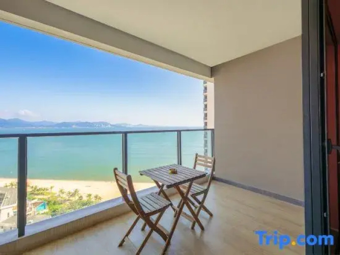 Xunqu First Line Seaview Resort Apartment